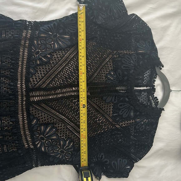 Piccadilly Lace dress - Picture 6 of 6